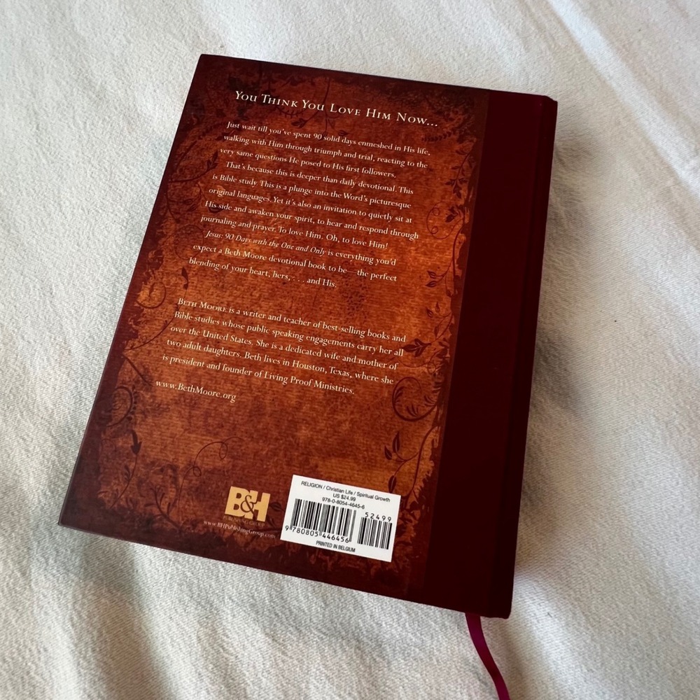 Jesus 90 Days with The One and Only Beth Moore Hardcover Devotional Journal 2007 - Picture 2 of 7